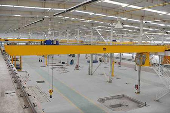 Cautions for crane hydraulic system