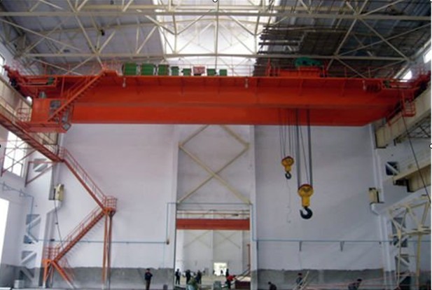 Overhead cranes.JPG Overhead cranes.JPG